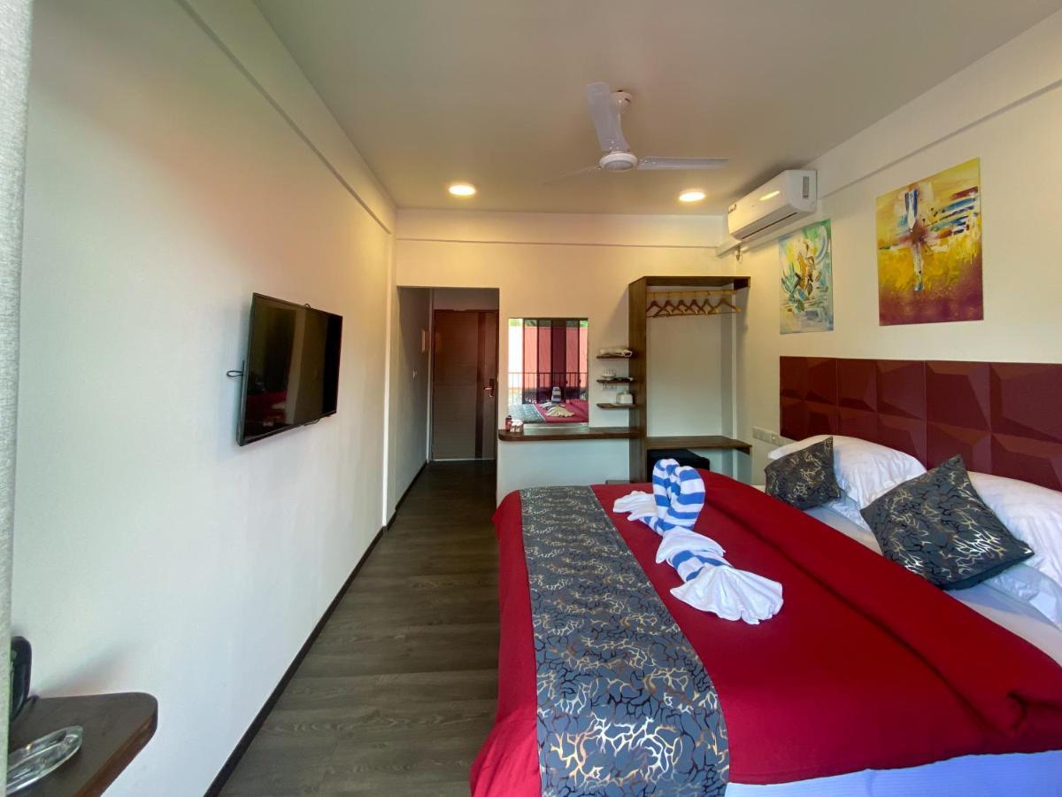 Chillax Thoddoo Hotel Exterior photo